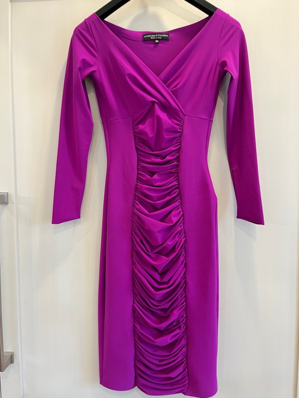 La Petite Ribe di Chiara Boni Fuchsia Ruched Midi Sheath Dress made in Italy